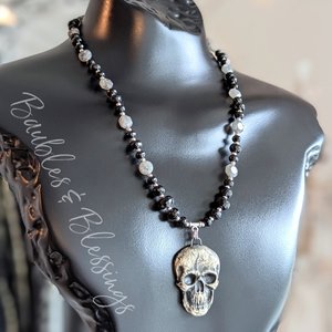 Skull Necklace with Faceted Onyx & Labradorite Coin Beads