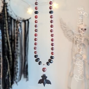 Raven Prayer Bead Necklace with Apple Jasper & Onyx