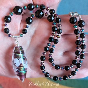 Spinny Fidget Necklace with Onyx & Rainbow Hemalyke
