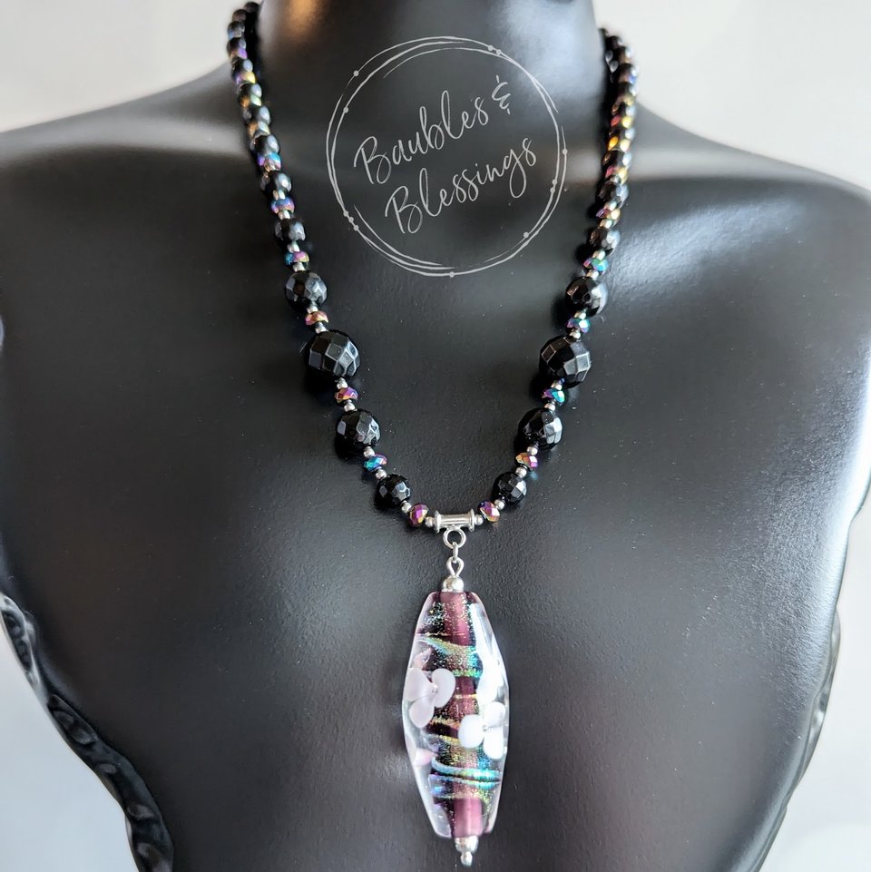 Spinny Fidget Necklace with Onyx & Rainbow Hemalyke